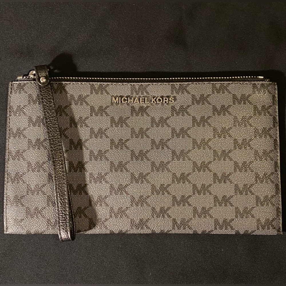 Michael Kors Black and Gray Jet Set Clutch Wristlet